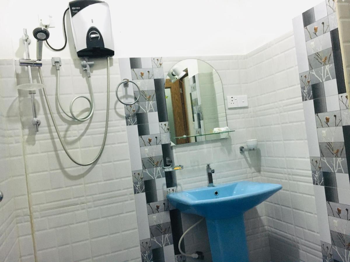 סיגירייה Gangadiya Lodge מראה חיצוני תמונה