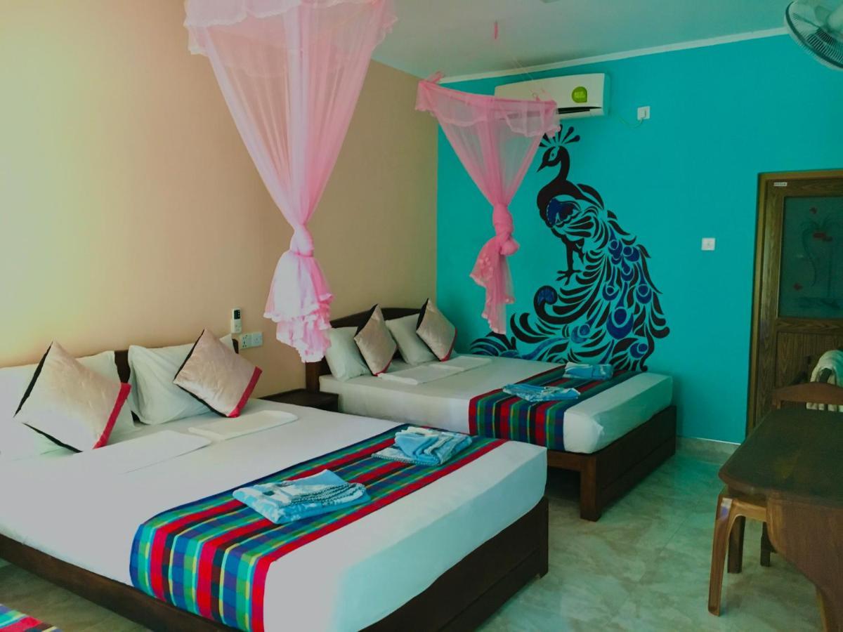 סיגירייה Gangadiya Lodge מראה חיצוני תמונה