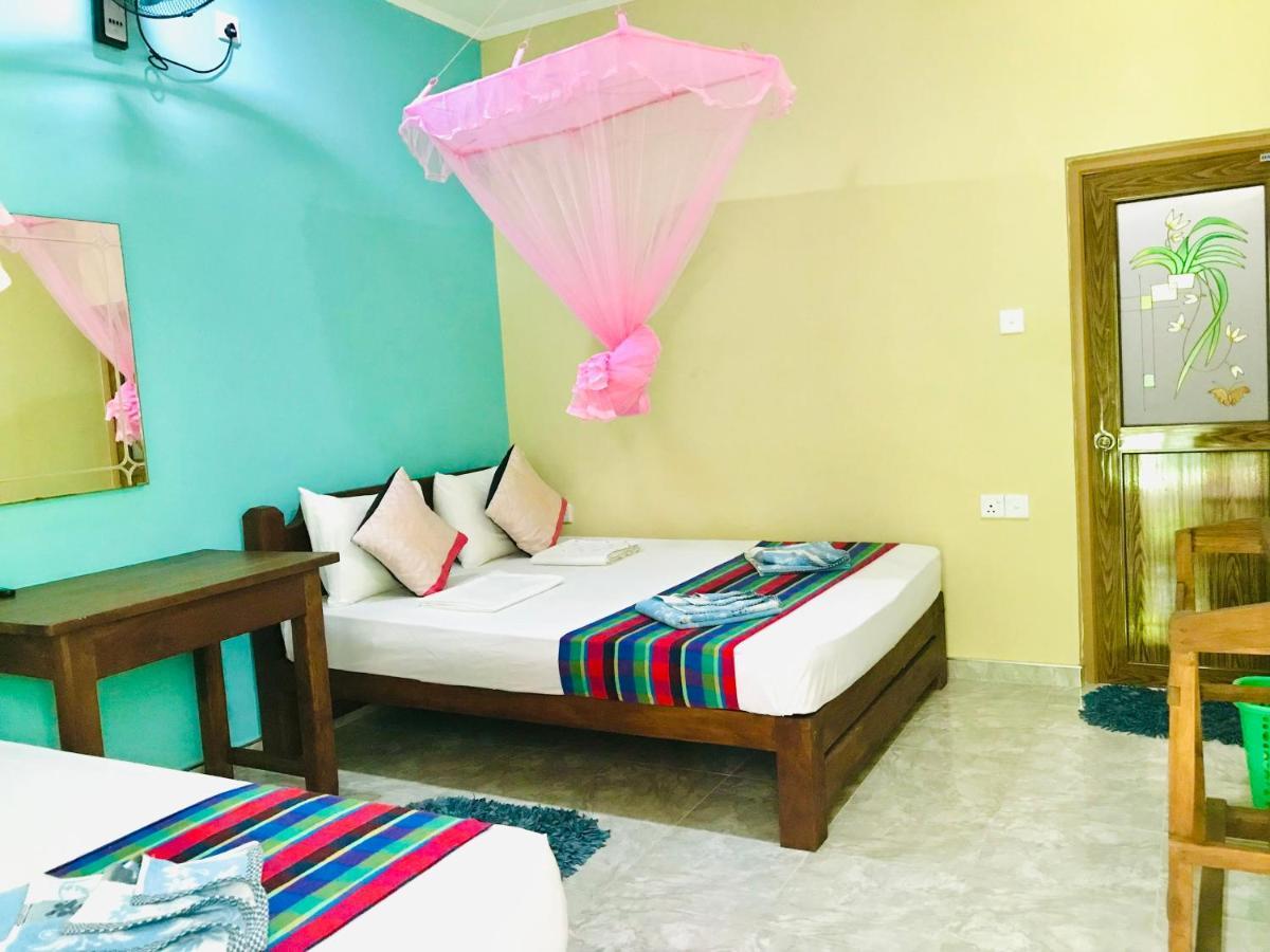 סיגירייה Gangadiya Lodge מראה חיצוני תמונה