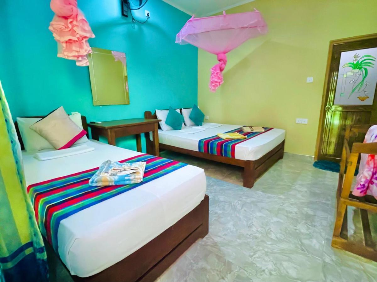 סיגירייה Gangadiya Lodge מראה חיצוני תמונה