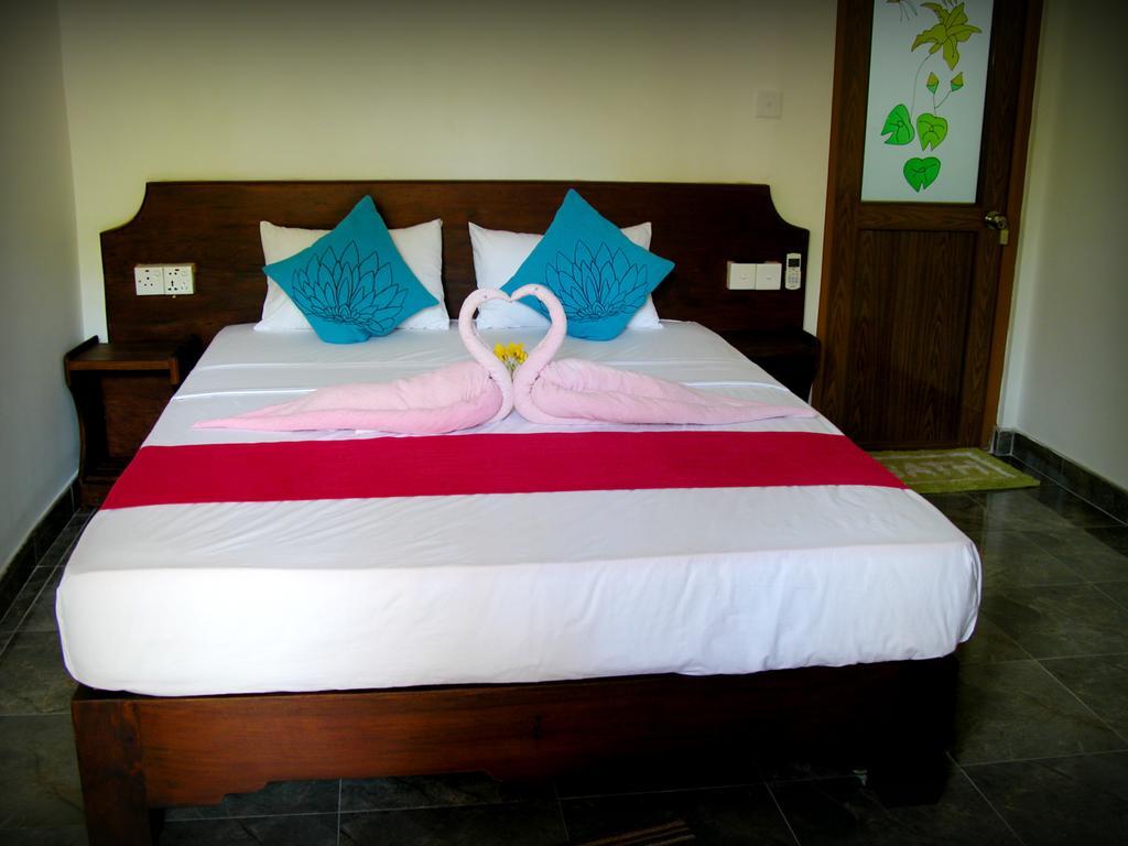 סיגירייה Gangadiya Lodge מראה חיצוני תמונה